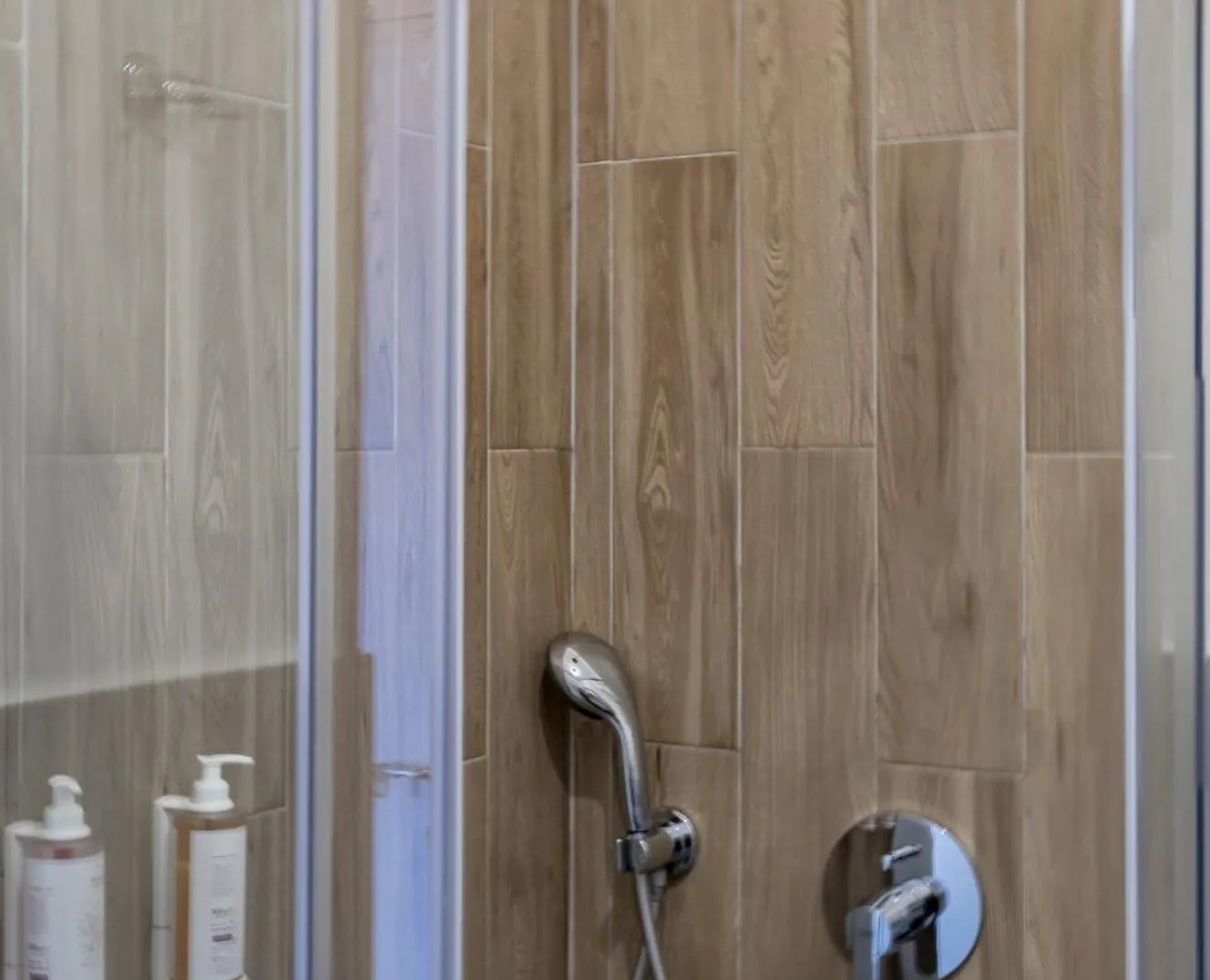 Varenna Delux Spa 0*,